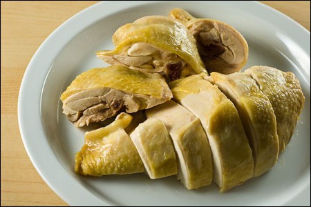 Những thực phẩm người cao huyết áp không nên dùng